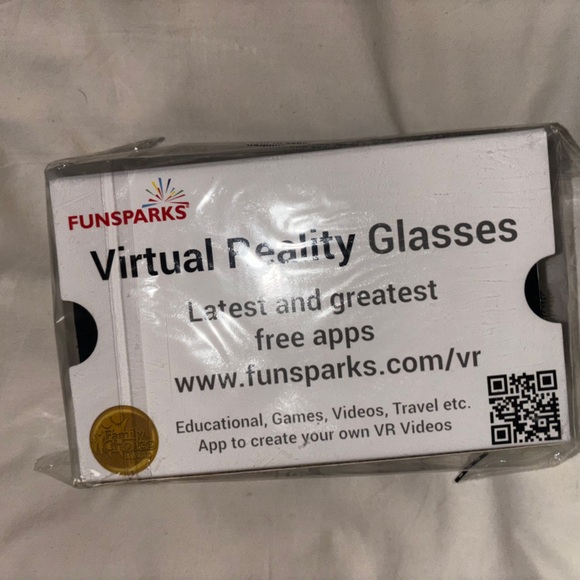 Funsparks digital virtual reality glasses 👓 compatible with your smart phone ! - Picture 2 of 10
